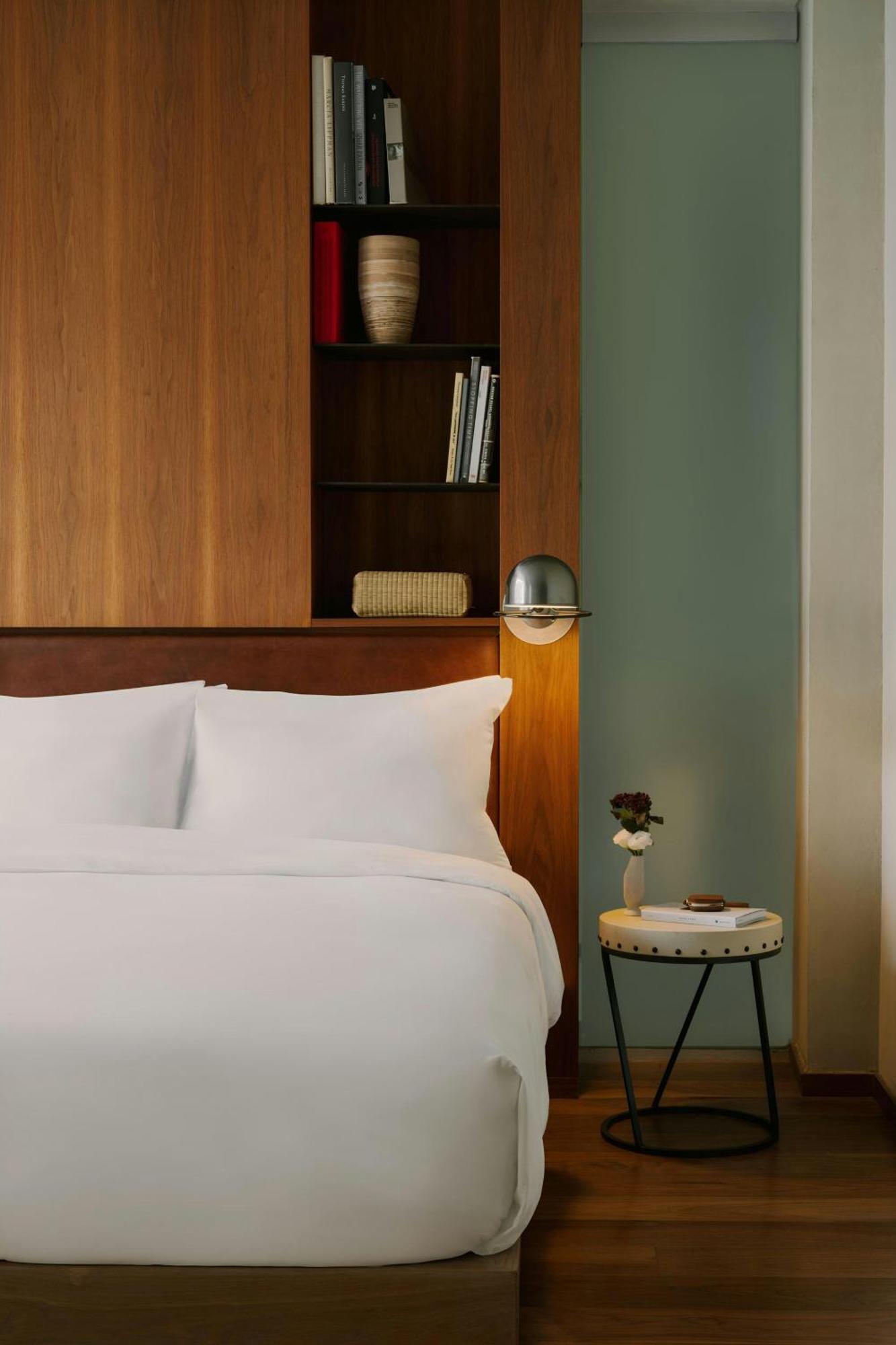 Sonder Chambers Hotel 4*